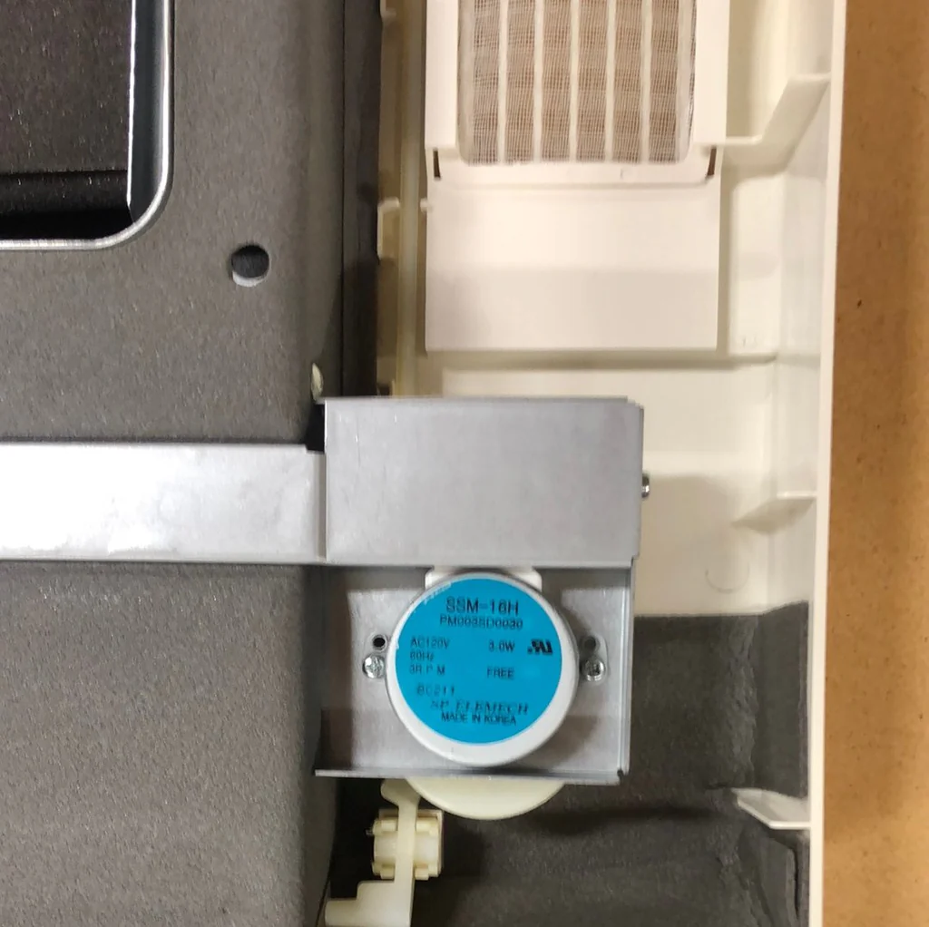 Carrier Air-V RV A/C Ceiling Unit Assembly - Image 3