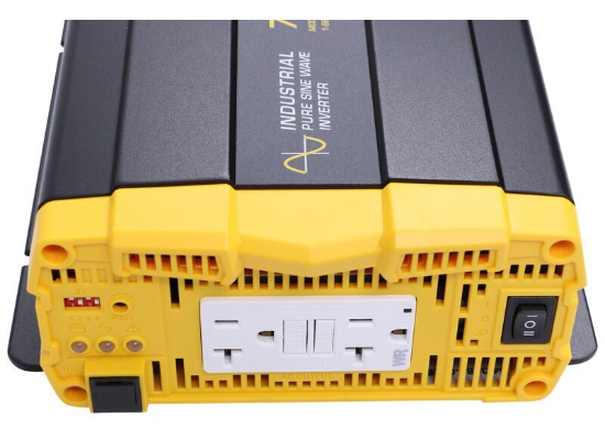 Go Power Industrial Pure Sine Wave Inverter - GFCI - 700 Watt - 24V - Image 5