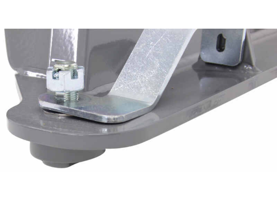 B&W Companion OEM 5th Wheel Hitch for Chevy/GMC Towing Prep Package - Dual Jaw - 20,000 lbs - Image 3