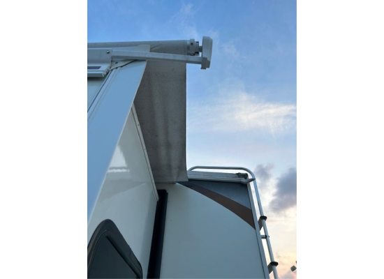 Solera RV Slide-Out Awning - 121" Wide - White - Image 2
