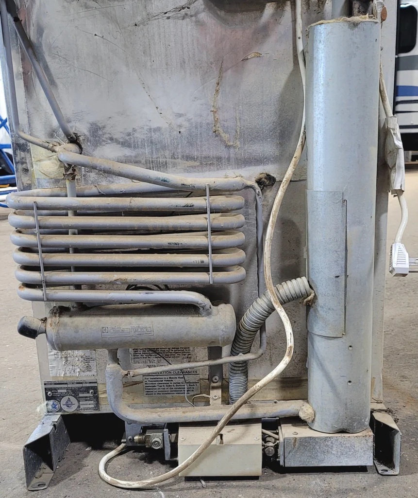 Used Complete Dometic RM2301 Fridge 3-WAY - Image 4