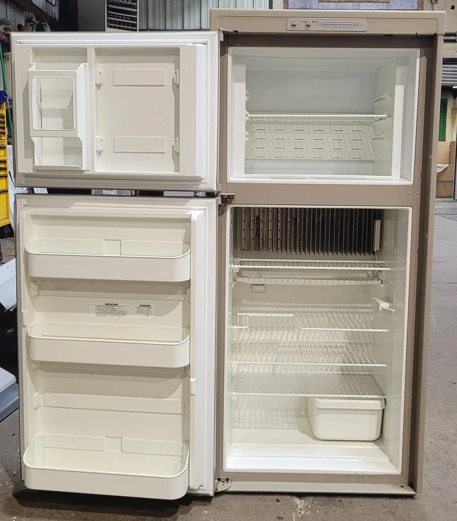 Used Complete Dometic RM2652 Fridge 2-WAY - Image 8