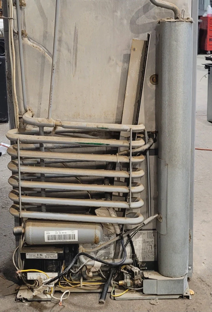 Used Complete Dometic RM2652 Fridge 2-WAY - Image 2
