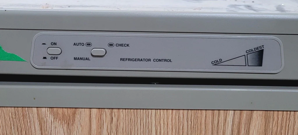 Used Complete Dometic RM2652 Fridge 2-WAY - Image 11