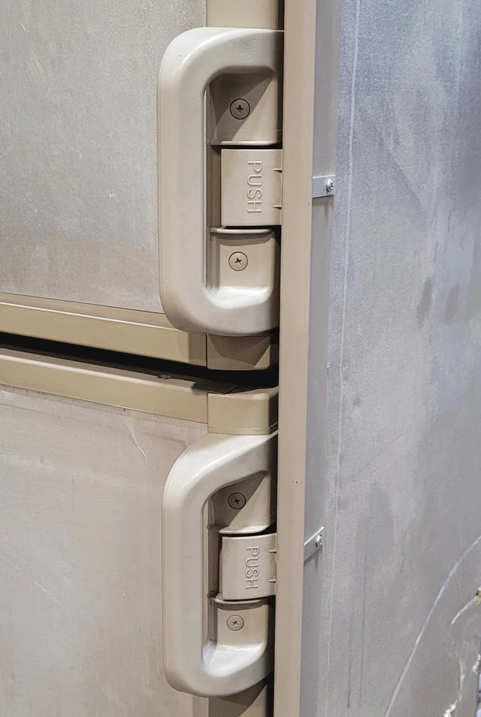 Used Complete Dometic RM2652 Fridge 2-WAY - Image 12