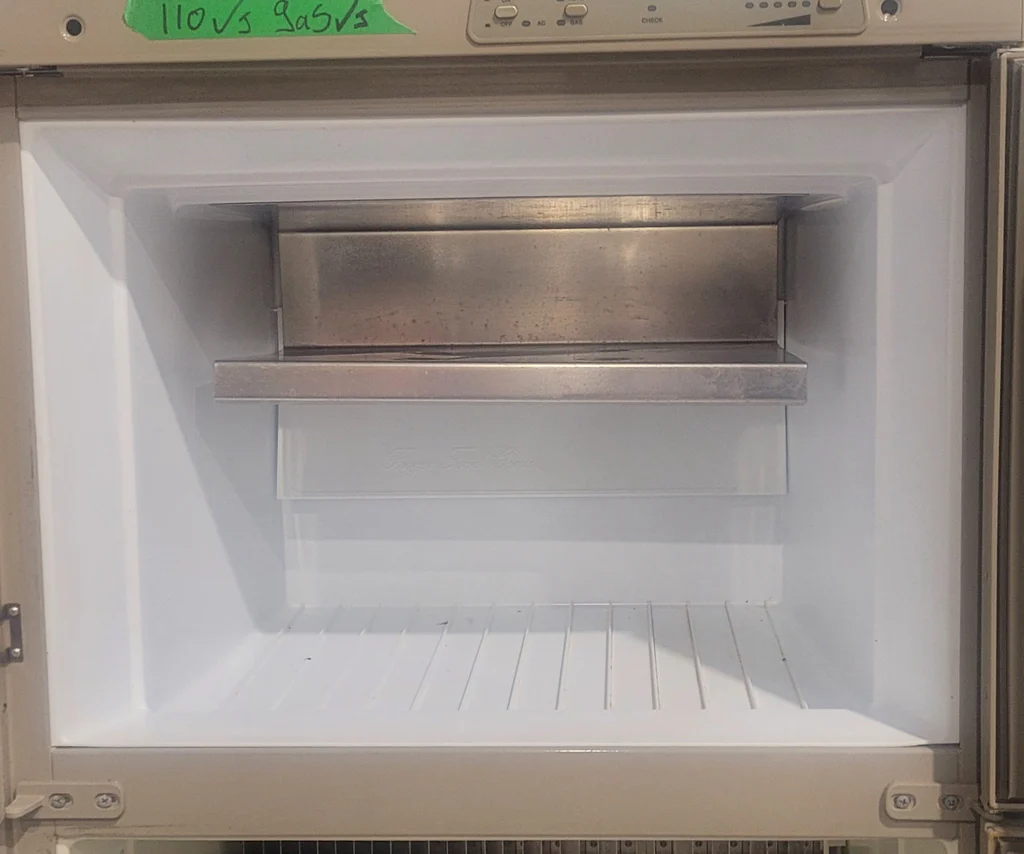 Used Complete Dometic RM2820 Fridge 2-Way - Image 6