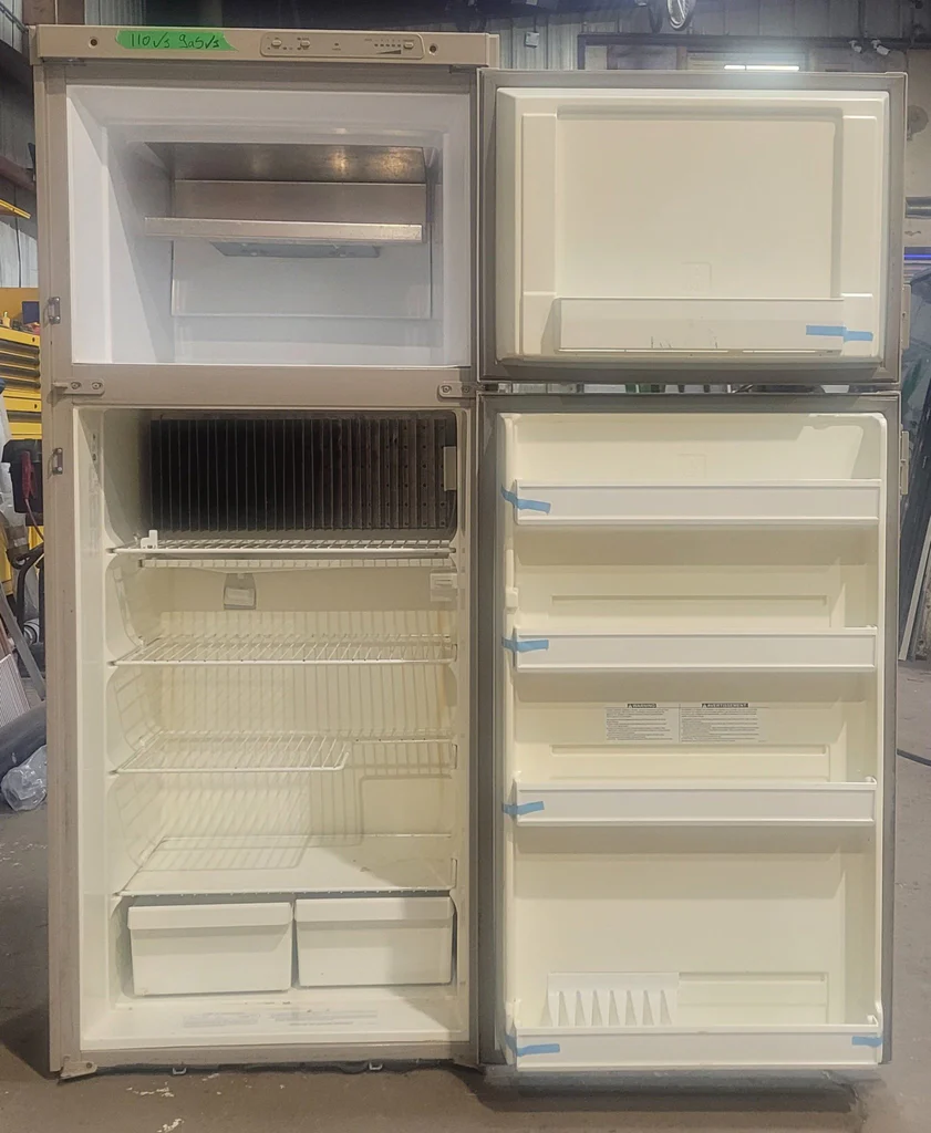 Used Complete Dometic RM2820 Fridge 2-Way - Image 8