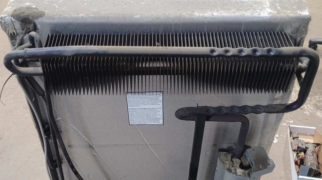 Used Complete Dometic RM2820 Fridge 2-Way - Image 3