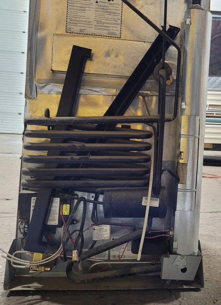 Used Complete Norcold N611R Fridge 2-Way - Image 2