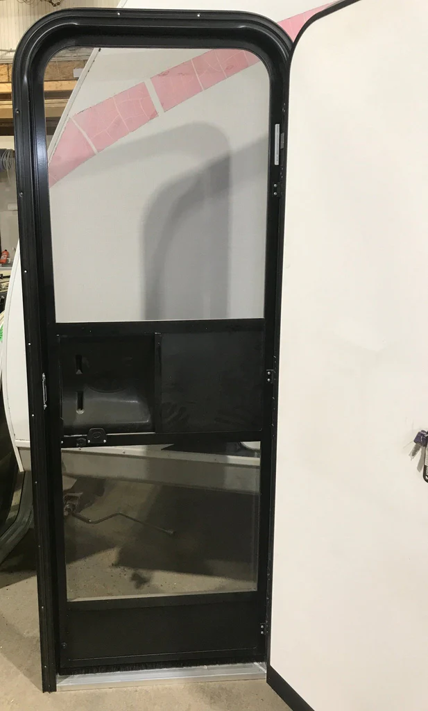 Used RV Radius Entry Door 72" x 25 1/2" - Image 6