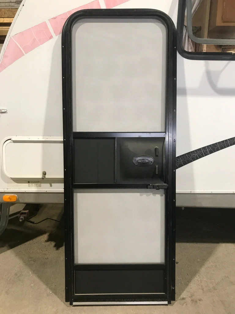 Used RV Radius Entry Door 72" x 25 1/2" - Image 5