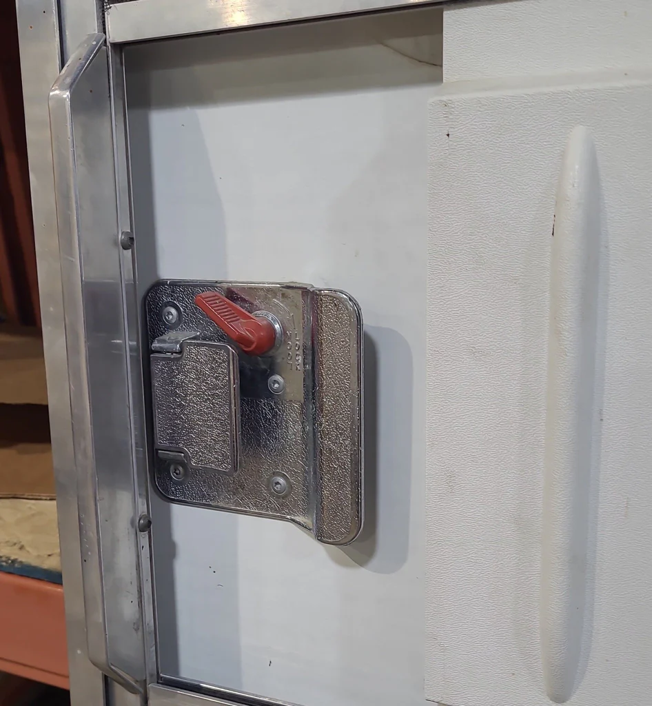 Used RV Square Entry Door 25 1/2" X 67 1/2" - Image 2