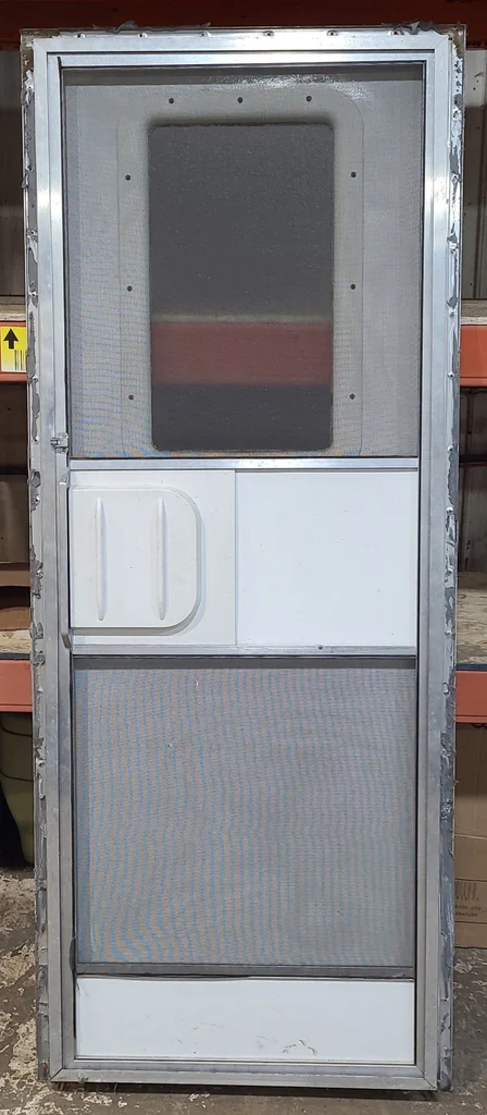 Used RV Square Entry Door 25 1/2" X 67 1/2" - Image 5