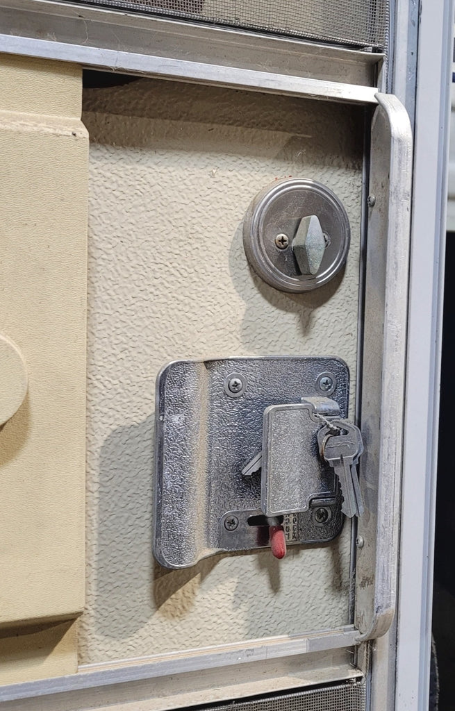 Used RV Square Entry Door 25 7/8" x 67 7/8" - Image 2