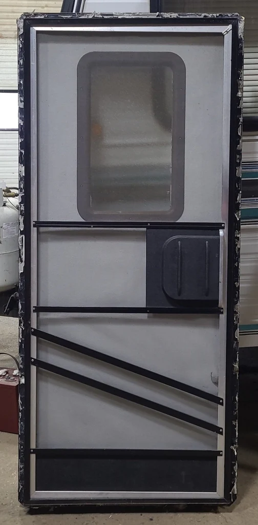 Used RV Square Entry Door 30 1/4" x 70 1/4" - Image 8