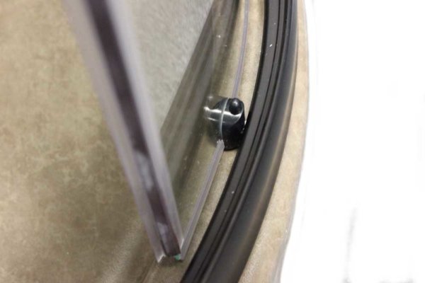 32″ Round Shower Door with Clear Glass -Dark Oil Rubbed Bronze - Image 7
