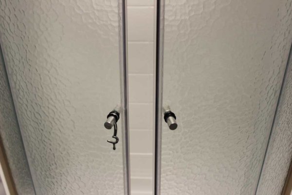 32″ Round Shower Door with Obscured Glass – Nickel - Image 5