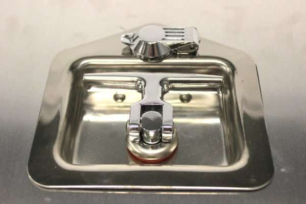 Single Battery Box with Back and Latch - Image 3