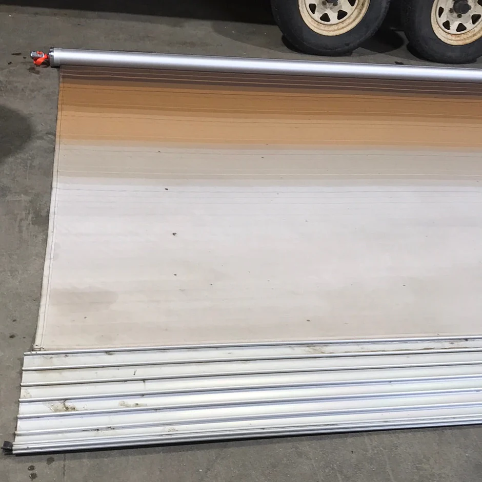 Used Complete Manual Awning A&E Dometic 16’ USED canvas