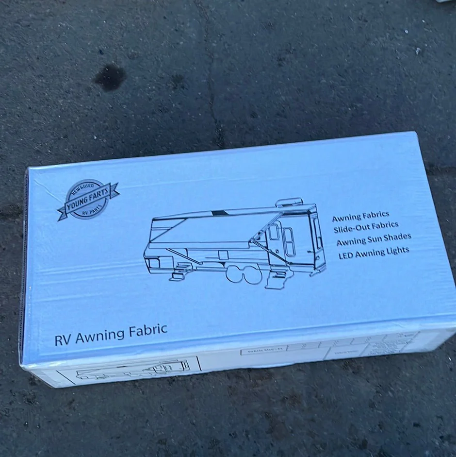 Used Complete Manual Awning A&E Dometic 18’ New canvas - Image 3